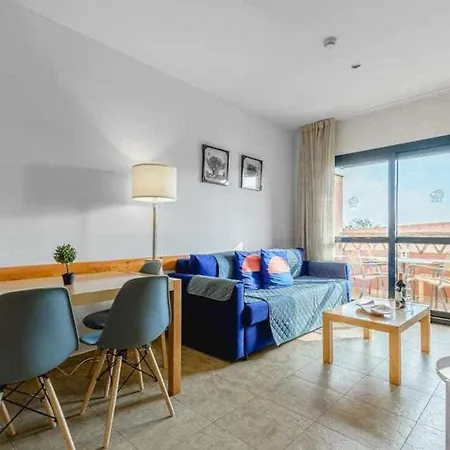 Апартаменты Junto A La Playa 4p Piscina Y Parking Пунта-Умбрия