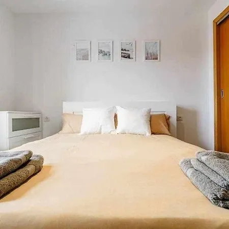 Junto A La Playa 4p Piscina Y Parking Апартаменты *